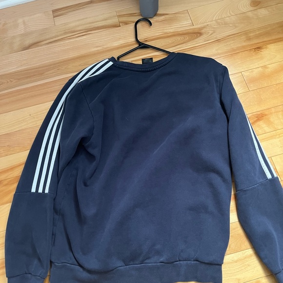 adidas crewneck - Picture 2 of 3
